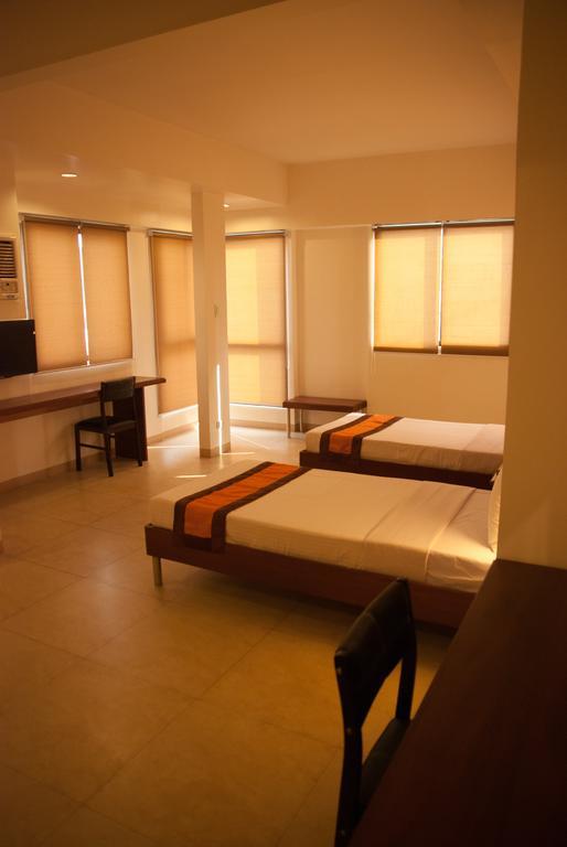 M Suites Hotel Makati City Ruang foto