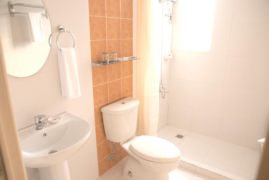 M Suites Hotel Makati City Bagian luar foto